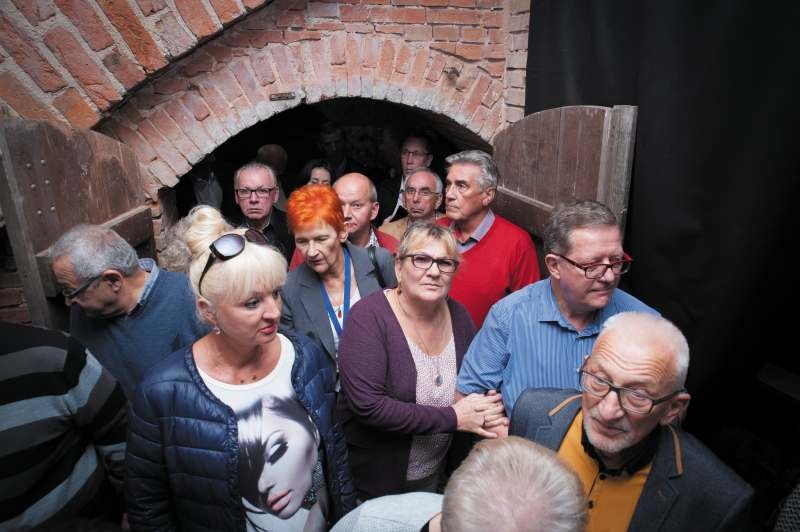 Wręczeniu nagród towarzyszyło zwiedzanie zamku w Gniewie i część rozrywkowo-artystyczna „Szabla i kielich”.