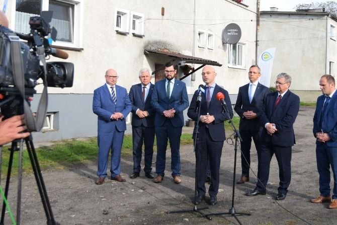 Beneficjentem programu będą mogły zostać osoby fizyczne &ndash; właściciel lub wsp&oacute;łwłaściciel lokalu w budynku wielorodzinnym
fot. gov.pl