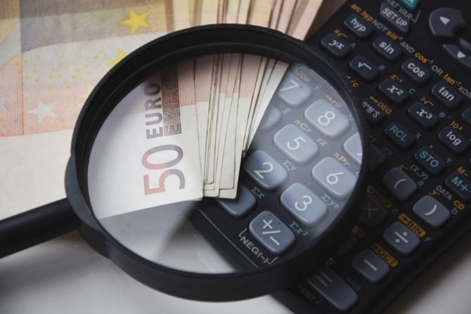Dane Ministerstwa Finans&oacute;w pokazują, że po trzech kwartałach 2019 roku zadłużenie jednostek samorządu terytorialnego wyniosło 77,3 mld zł i było o 1,1 proc. wyższe w ujęciu kwartalnym
fot. Pixabay