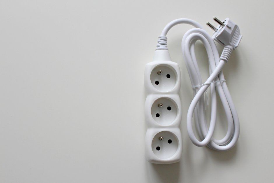 Gospodarka globalna potrzebuje coraz więcej energii i &nbsp;nie dostaje jej w&nbsp; wystarczającej ilośc, fot. Pixabay