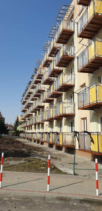 montaz balkonow wspornikowych balkon tech1 1
