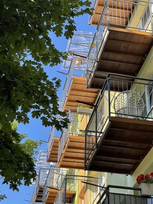 montaz balkonow wspornikowych balkon tech10