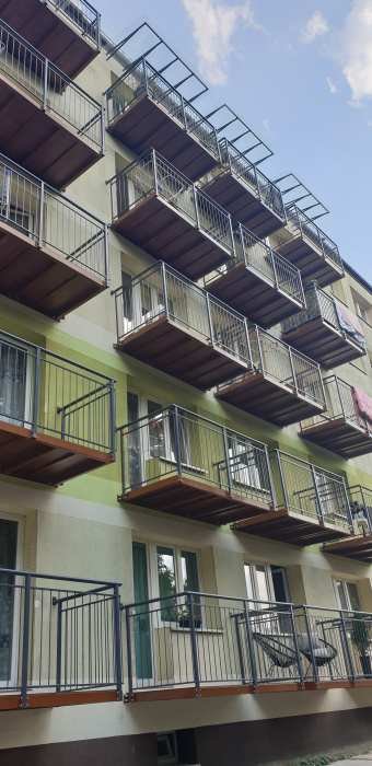 montaz balkonow wspornikowych balkon tech3 1