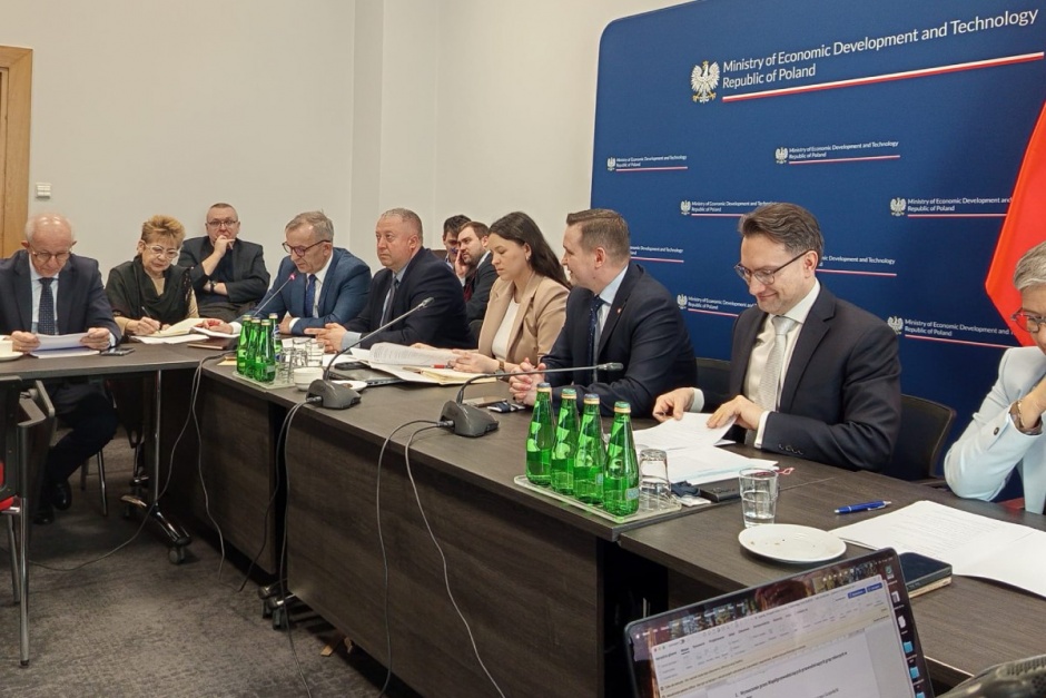 posiedzenie zespołu trójstronnego